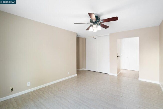 Building Photo - 3158 Randick Ct