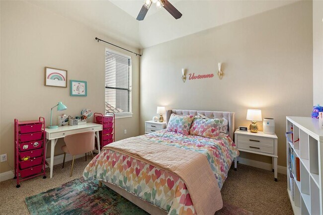 Building Photo - 2216 Gilia Dr