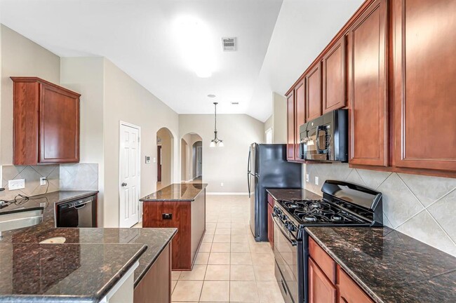 Building Photo - 27523 Huggins Crest Ct