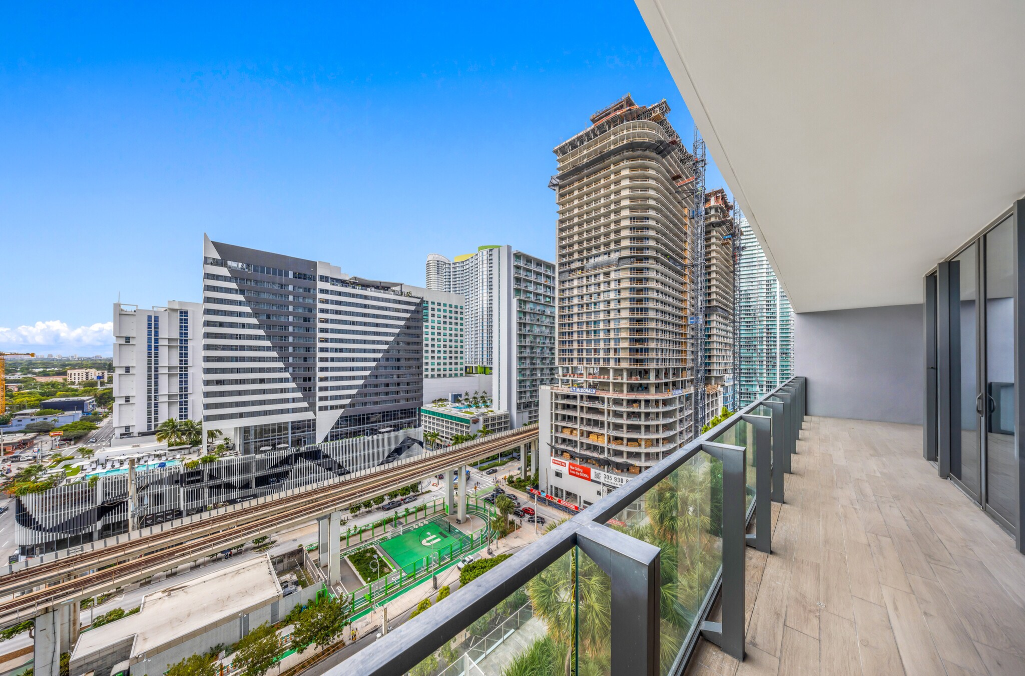 Building Photo - 88 SW 7th St