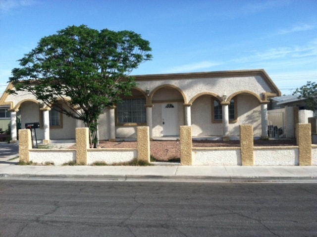 Building Photo - 6300 Shawnee Ave