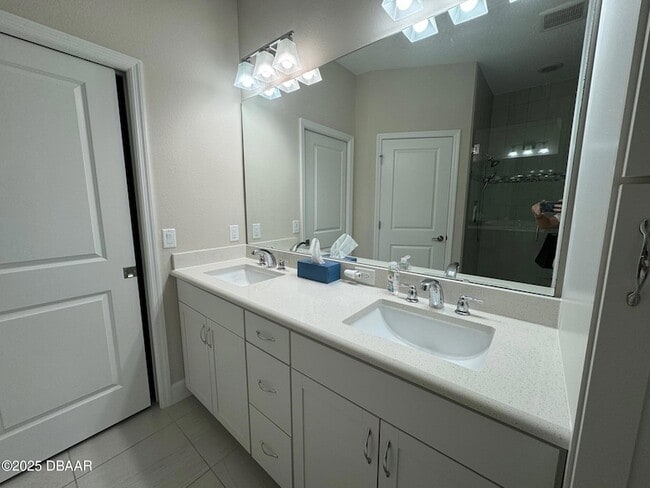 Building Photo - 1016 Sea Shell Ct