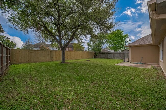 Building Photo - 4811 Tracemeadow Dr