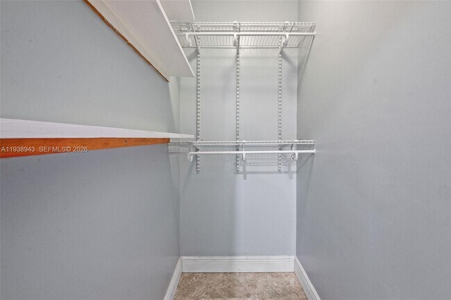 Building Photo - 1852 SW 156th Ave