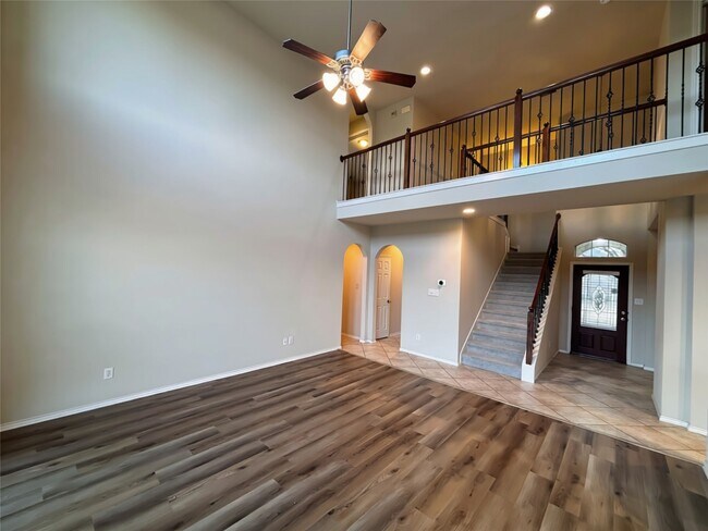 Building Photo - 13610 Orchard Wind Ln