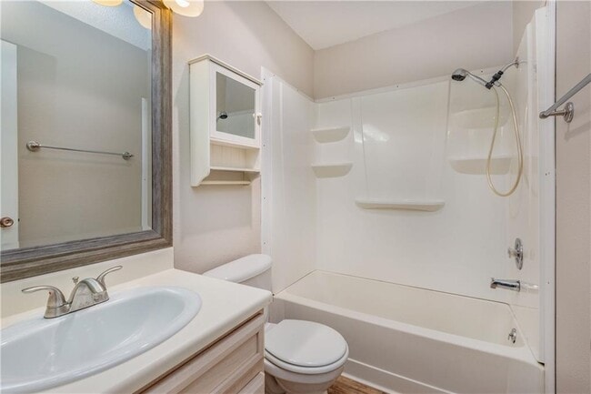 Building Photo - 2322 Klattenhoff Dr