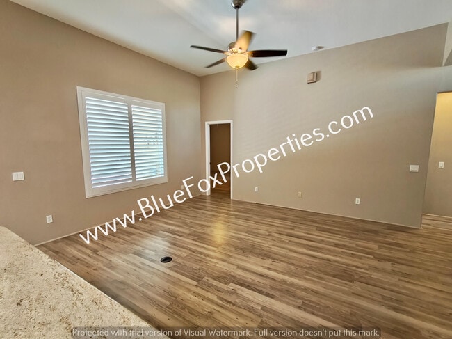 Building Photo - 12628 N Running Coyote Dr