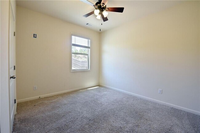 Building Photo - 4255 Sunflower Cir
