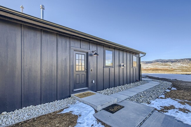 Building Photo - Foothills 3 BDR Renovated Barracks