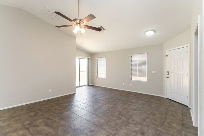 Building Photo - 4094 E Azurite Rd