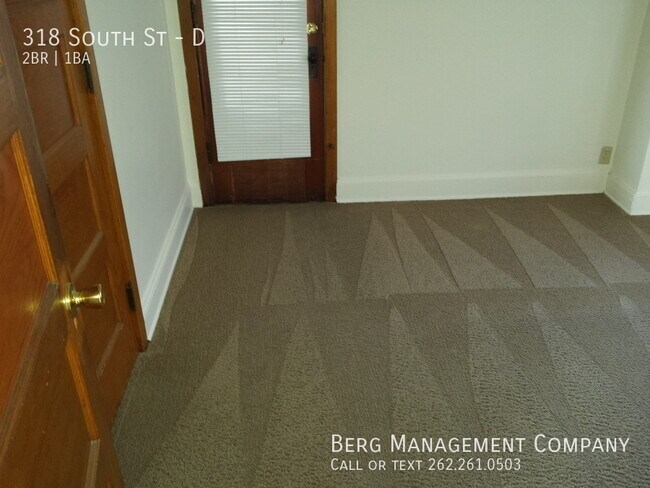 Building Photo - 318 South St