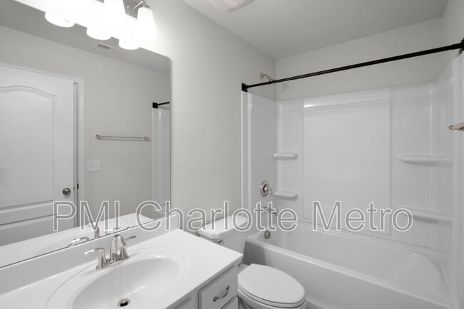 Building Photo - 14002 Bordley Pl