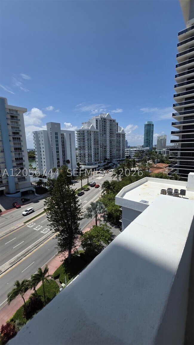 Building Photo - 5825 Collins Ave