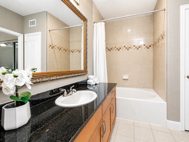 Building Photo - 2299 Lone Star Dr