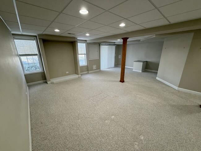 Building Photo - 153 Fulbright Ln