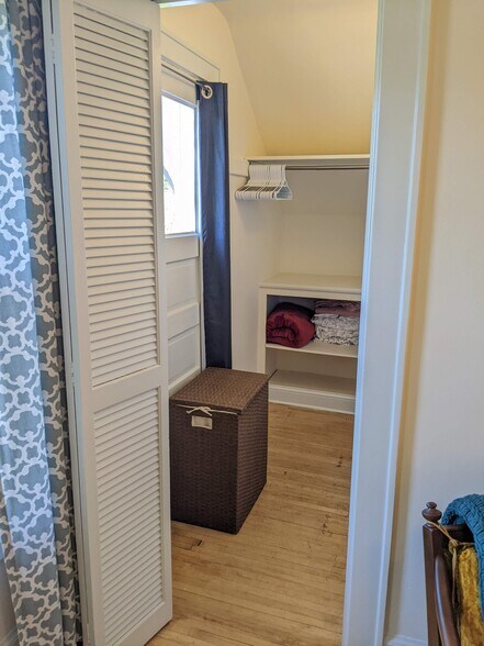 Back bedroom walk-in closet - 4419 Cooke St