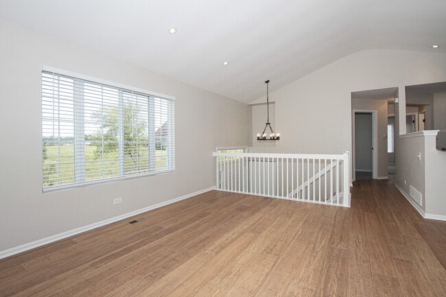 Building Photo - 2352 Dawson Ln