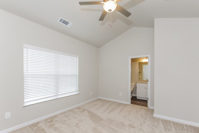 Building Photo - 134 Riley Cir