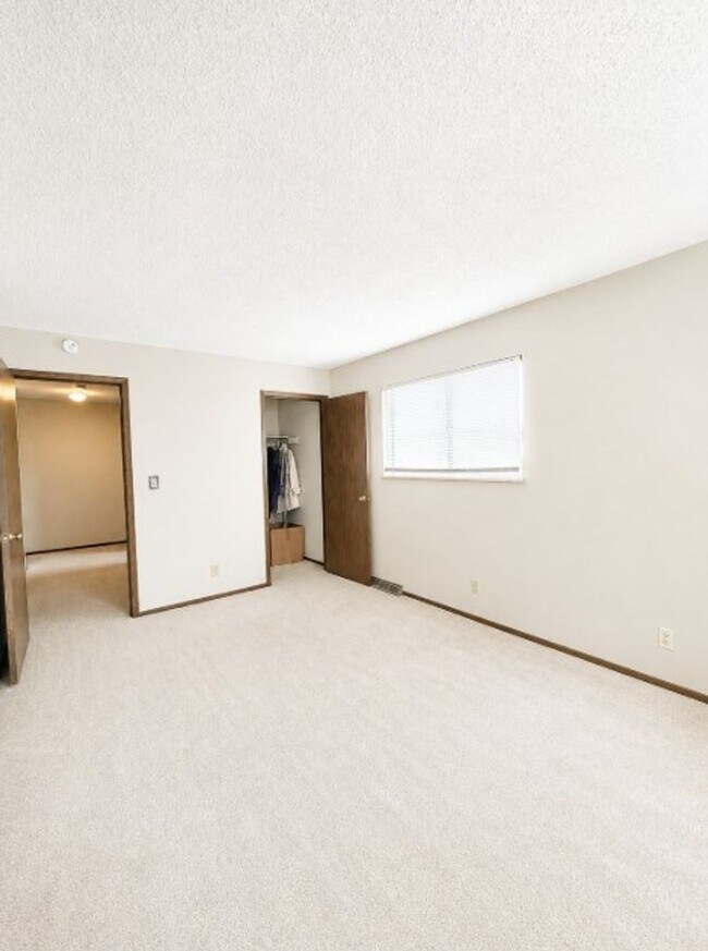 Building Photo - Orangewood