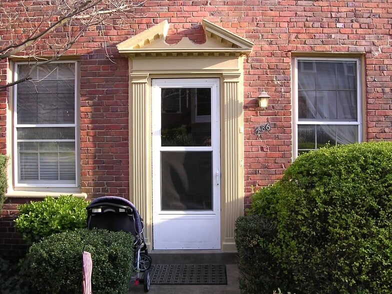 Building Photo - 1401 S Edgewood St