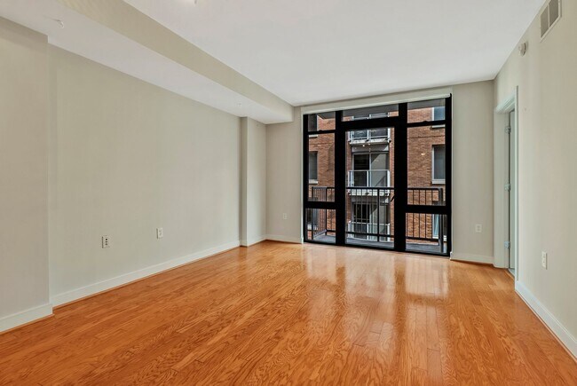 Building Photo - 1117 10th St NW