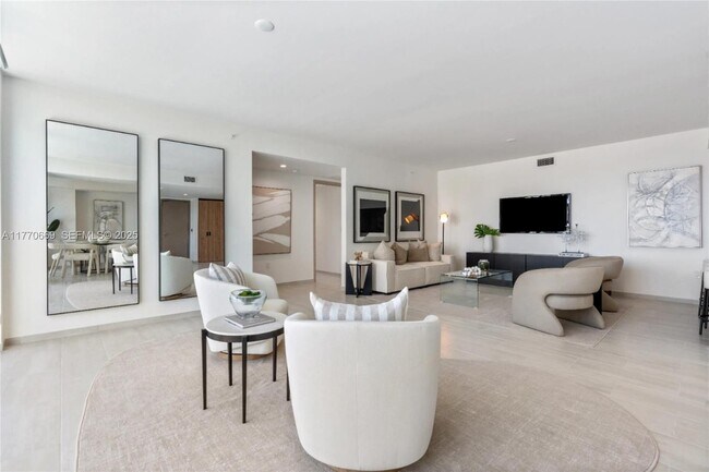 Building Photo - 10281 W Bay Harbor Dr