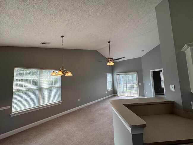 Building Photo - **First Months Rent Free** Myrtle Beach - 3 Bedroom / 2 Bathroom Condo
