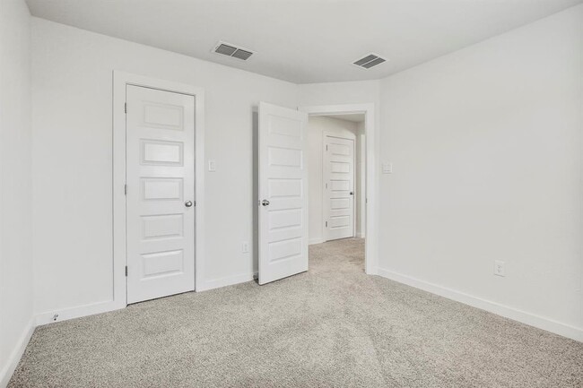 Building Photo - 223 Garner Dr