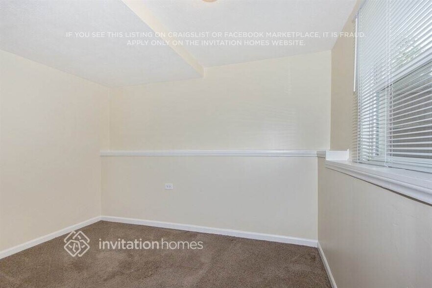 Building Photo - 113 Davis Ct