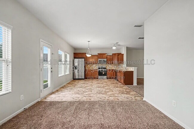 Building Photo - 4613 Tradd Cir