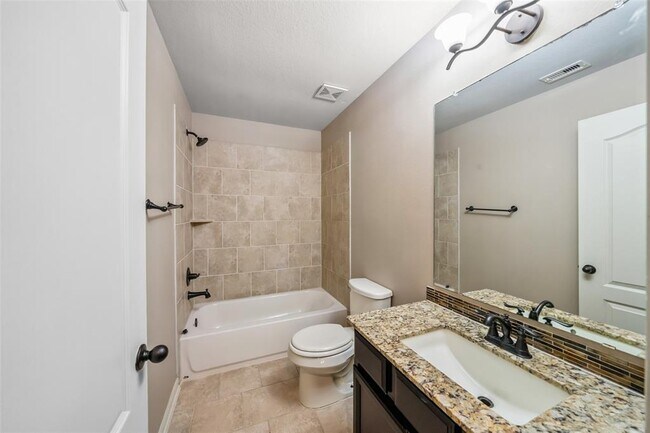 Building Photo - 14831 Vesper Lake Ct