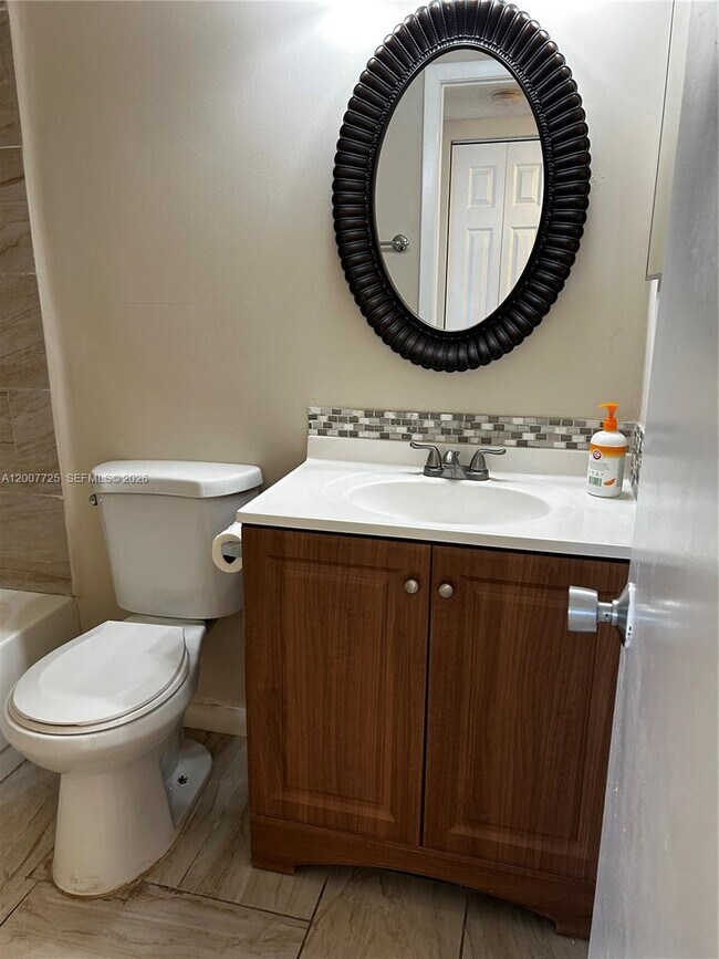 Building Photo - 713 NW 103rd Terrace