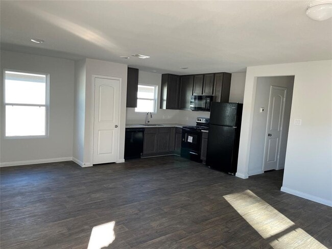 Building Photo - 15110 Sorrento Bay Cir