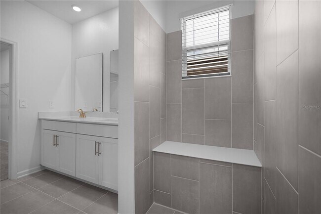 Building Photo - 5529 Nina Wy