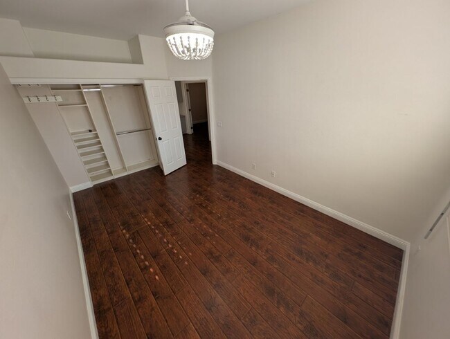 Building Photo - 8332 Mountain Heather Ct