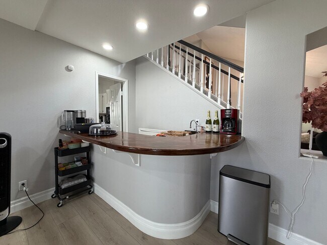 Building Photo - 29164 Greenbrier Pl