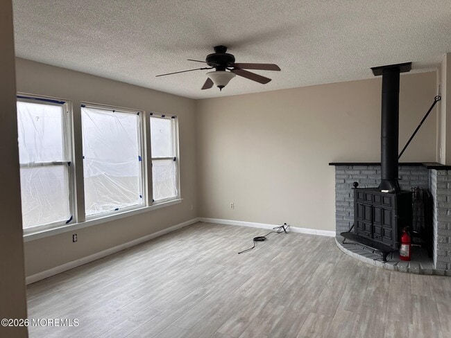 Building Photo - 24 Anchor Rd