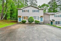 Building Photo - 56 Greenwood Cir