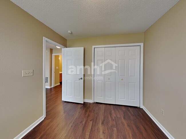 Building Photo - 17378 Austrian Pine Way