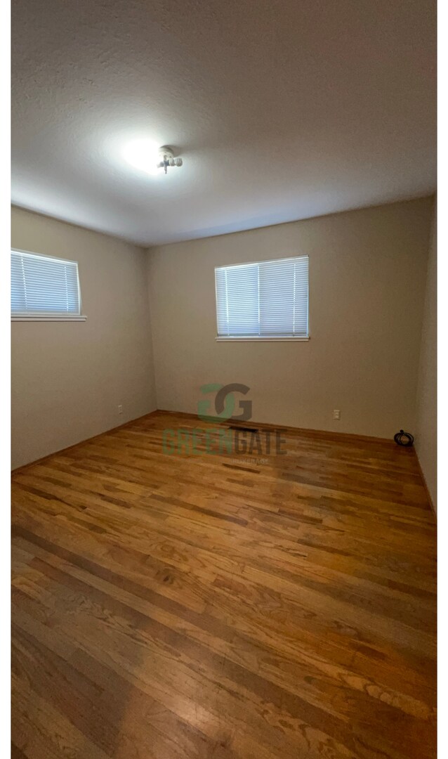 Building Photo - Country Home in Ripon Ready to Rent!!