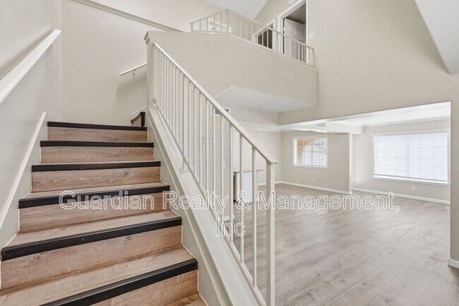 Building Photo - 4397 S Potter Dr