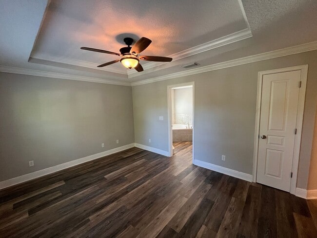 Building Photo - 2697 E Washington St