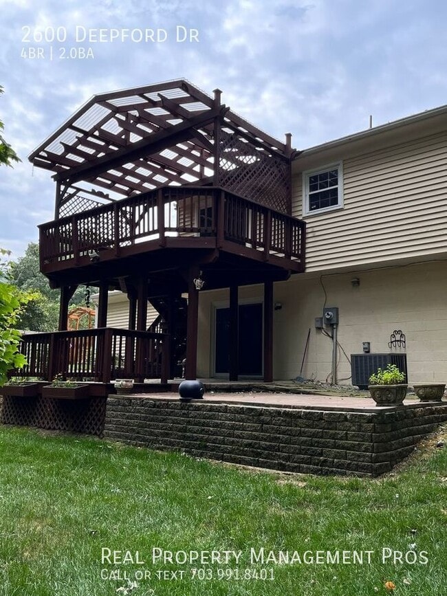 Building Photo - 2600 Deepford Dr