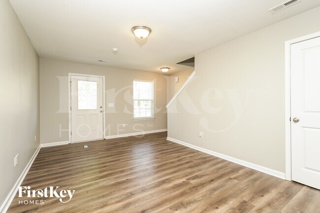 Building Photo - 1540 Weatherend Dr