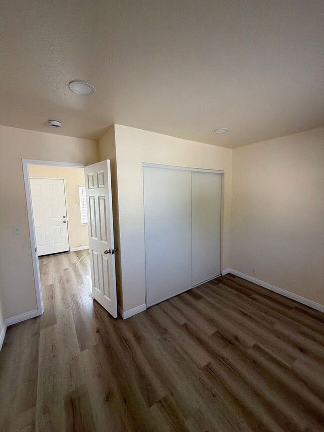 Building Photo - Bradshawe