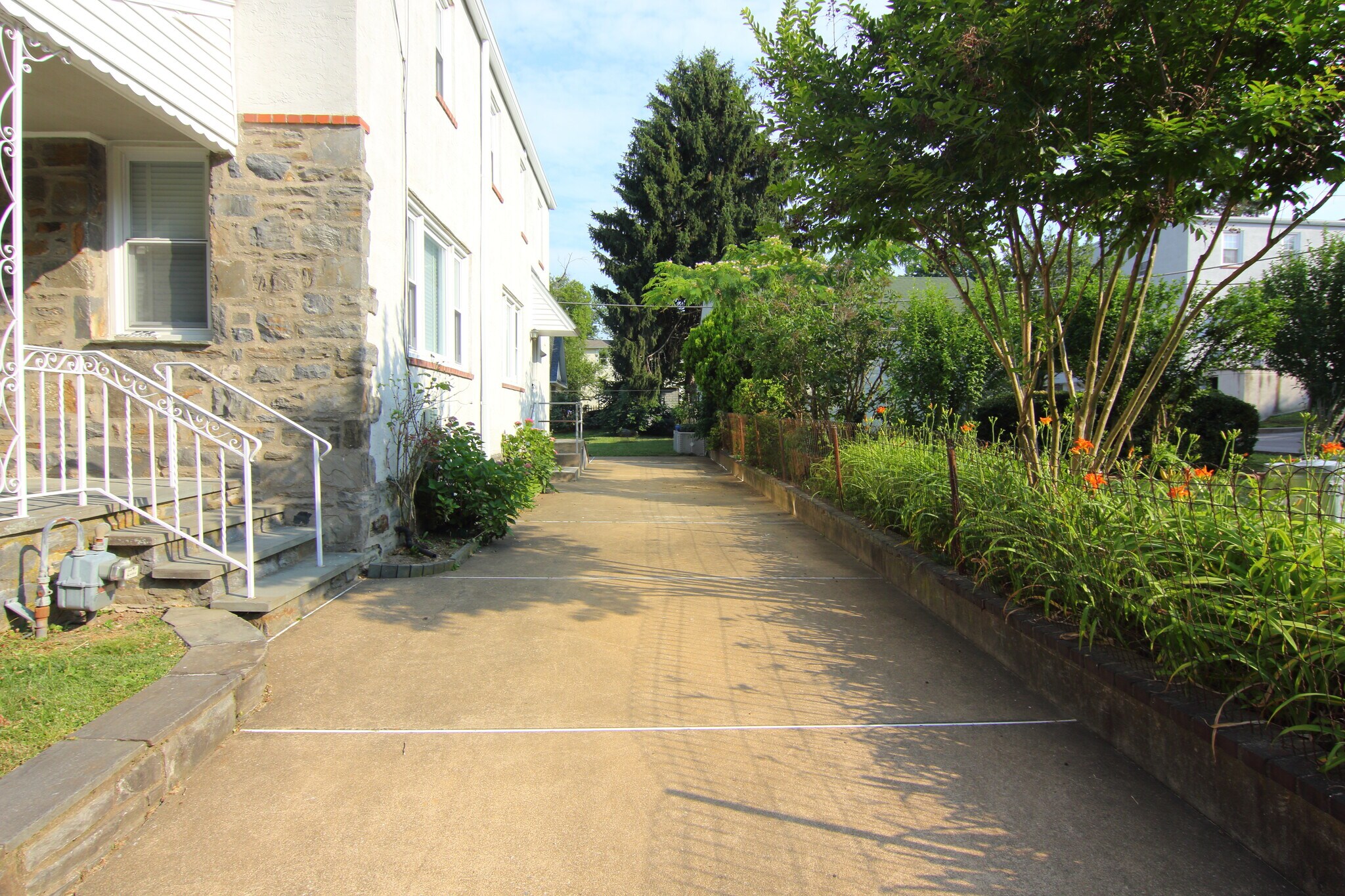 Building Photo - 772 Humphreys Rd