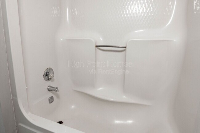 Building Photo - 90 Park St