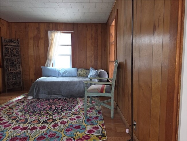 Building Photo - 9 Factory St