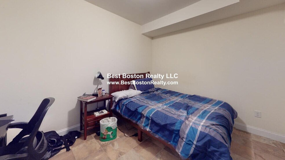 Building Photo - 23 Porter St