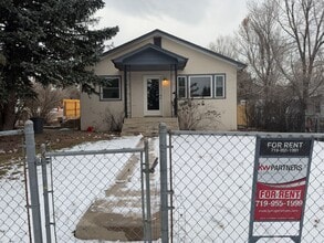 Building Photo - Charming Newly Remodeled 3-Bedroom Ranch Home with Modern Upgrades!